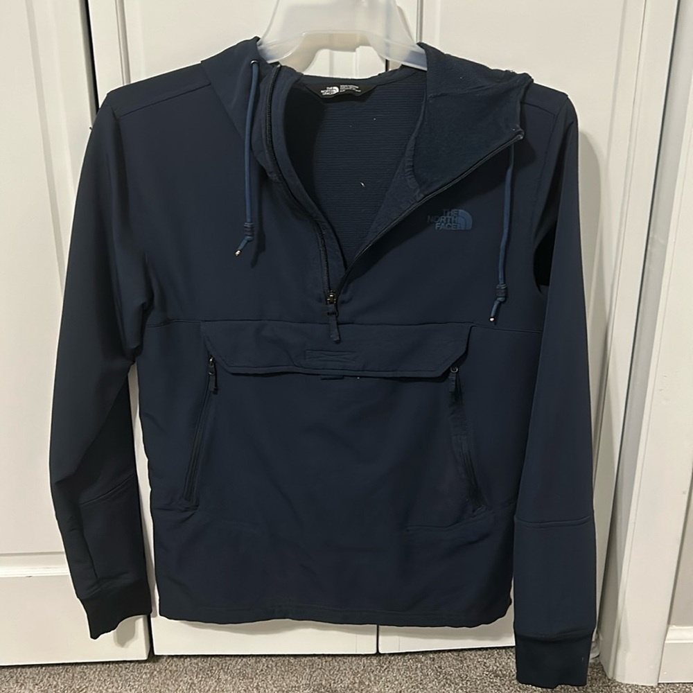 Size Small Mens North Face Hoodie